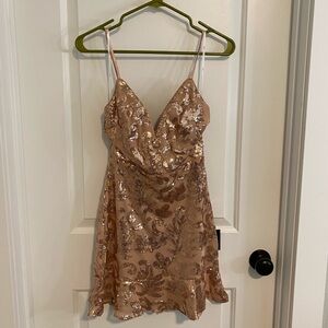 NWT Lulus sequin prom/formal dress